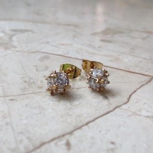 Crystal stud earrings